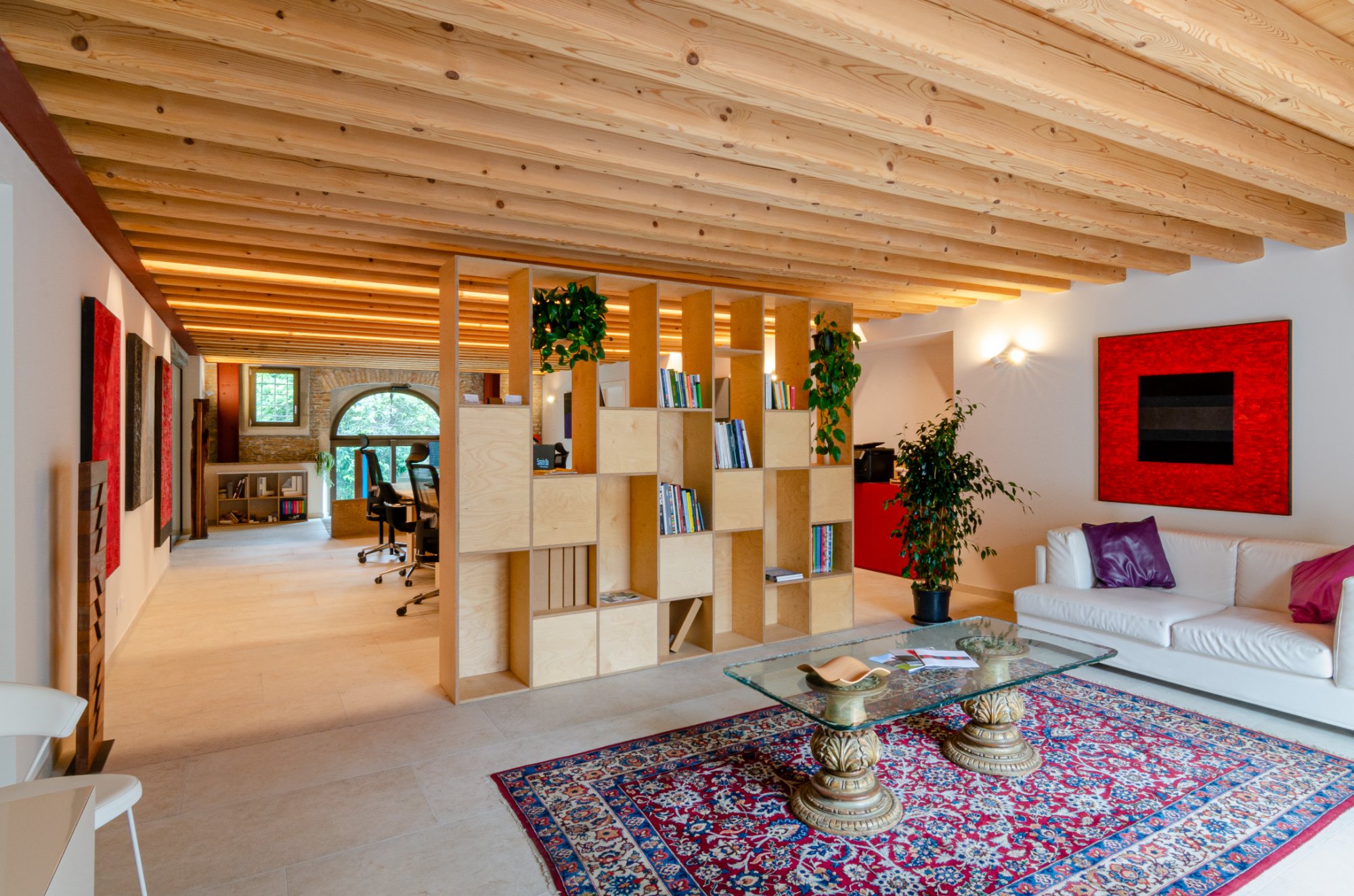 Spazio 8A — libreria e zona relax